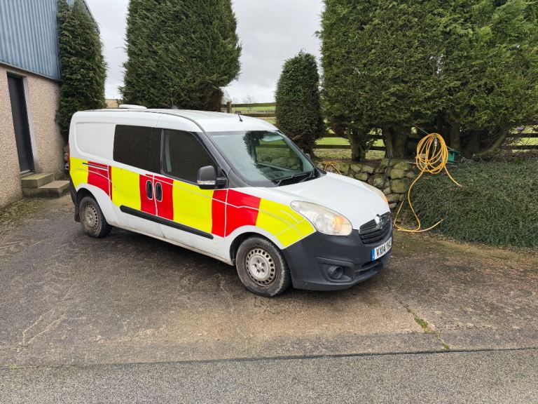 Vauxhall combo LWB dog transport van 2.0 diesel 135bhp