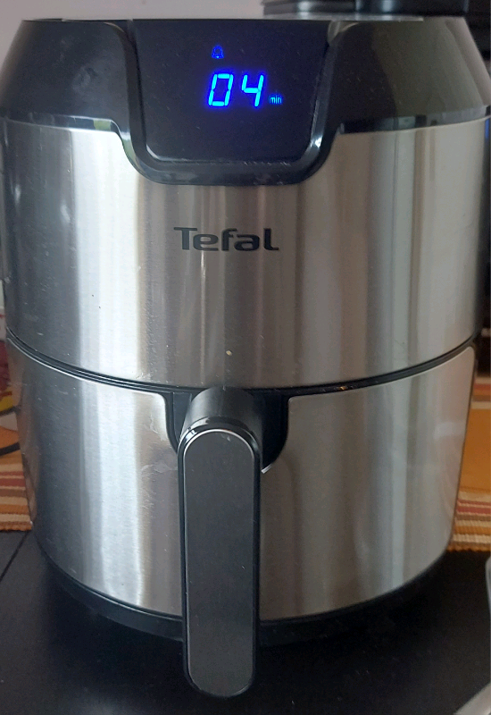 Tefal Easy Fry Precision EY401840 Digital Health Air Fryer, silver 4.2