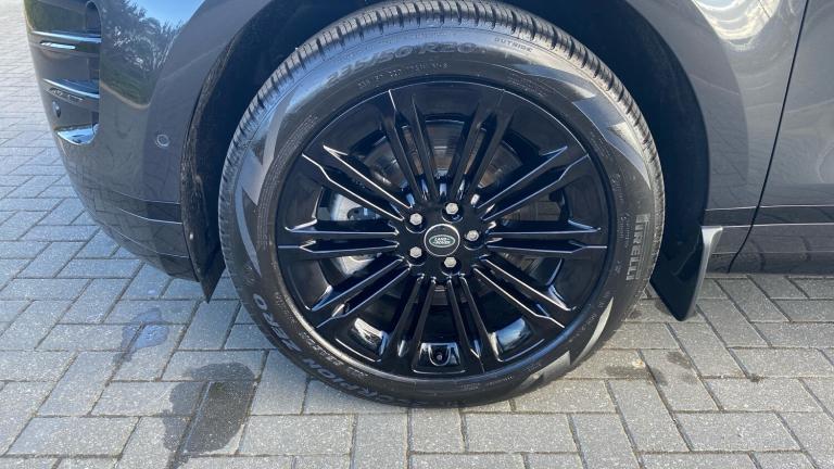 2025 Land Rover Range Rover Evoque 1.5 P270e Dynamic SE 5dr Auto ESTATE PETROL/ELECTRIC Automatic