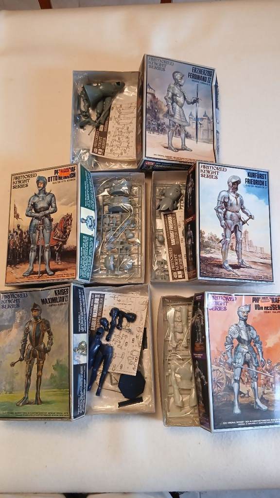 vintage 1:12 scale Armored Knight Series model kits
