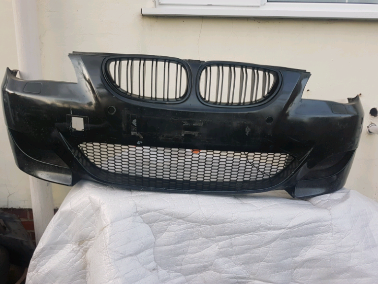 BMW 5 SERIES - M5 - FRONT BUMPER - COMPLETE - E60/ E61