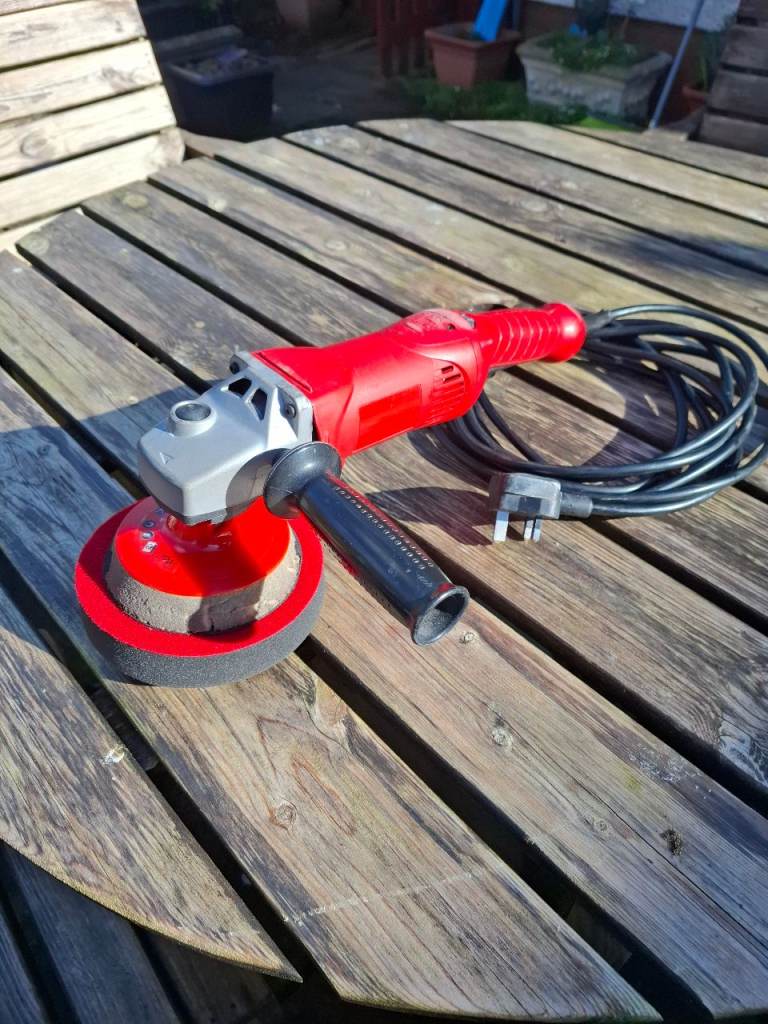 Milwaukee car polisher