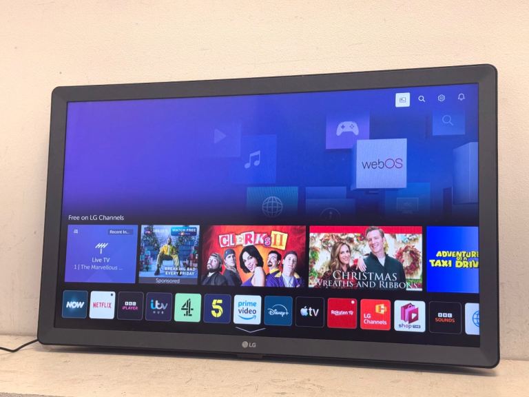 24” Smart LG WiFi Hd led tv   Excellent condition-  Wall Mountable Only