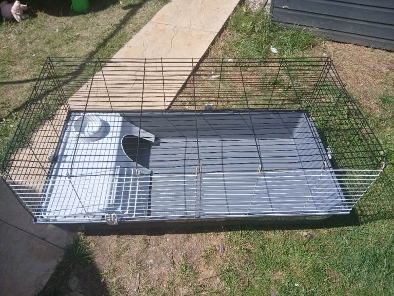 Indoor guineapig/ rabbit cage 