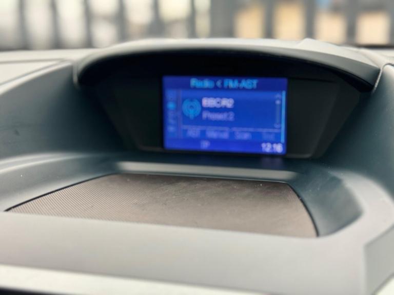 2011 Ford Grand C-Max 1.6 TDCi Titanium Euro 5 5dr MPV Diesel Manual