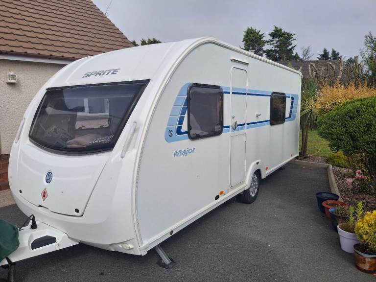 Sprite major 4 berth 2012 full size camptec cayman awning included
