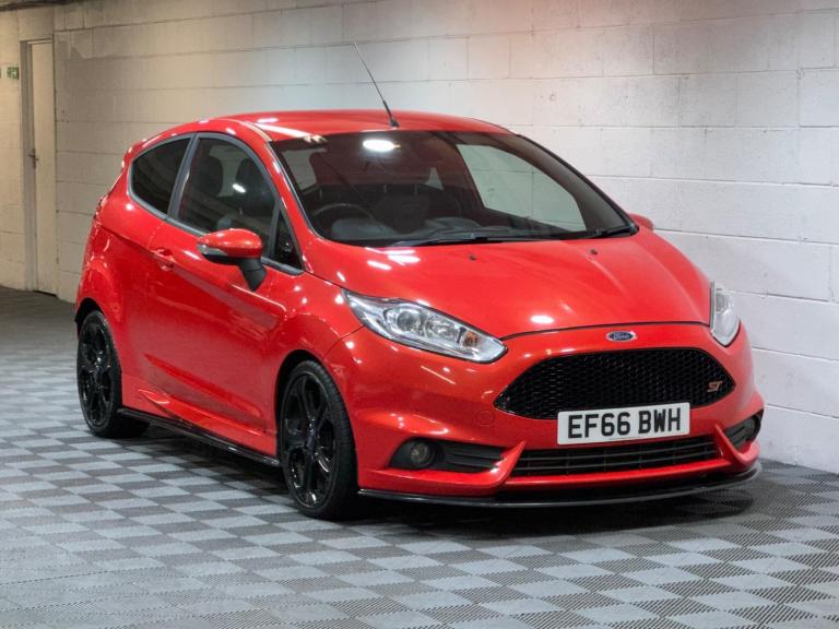 2016 Ford Fiesta 1.6 EcoBoost ST-3 3dr HATCHBACK PETROL Manual