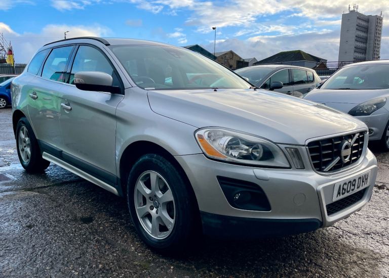 **AUTOMATIC** 2009 VOLVO XC60 SE AWD D5 GEARTRONIC 2.4 DIESEL SUV, TIMING BELT DONE.