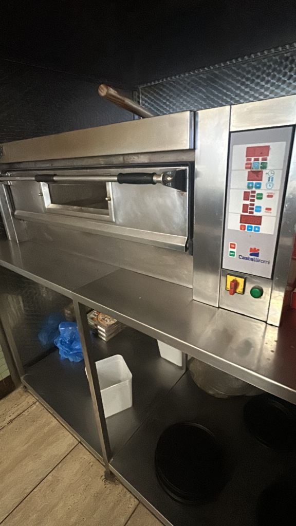 Castelliforni professional electric pizza oven, specifically from their Elite range for traditional