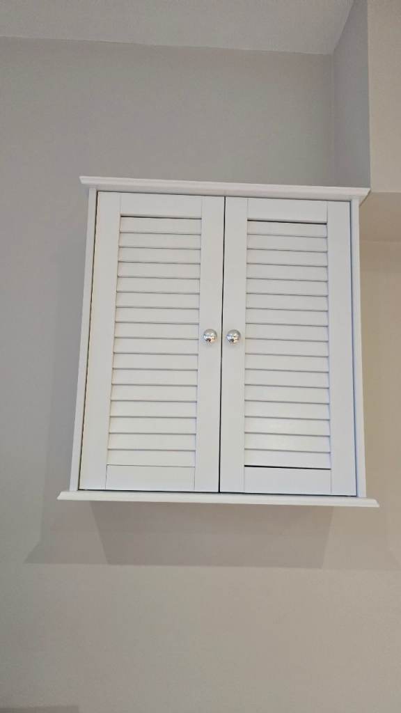 Hanging cabinet 2 doors