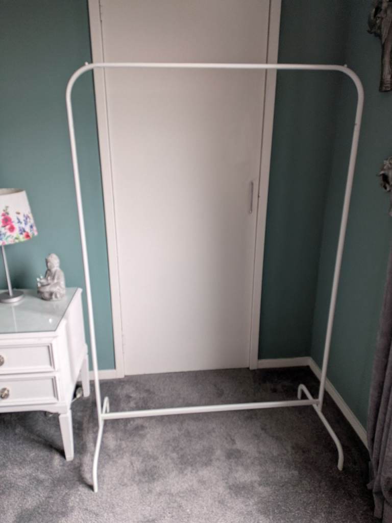 Clothes Rail 