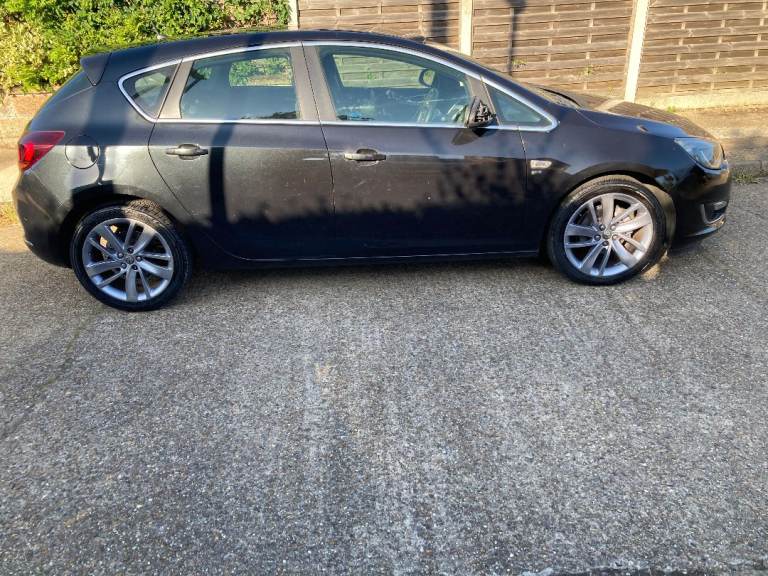 2013 VAUXHALL ASTRA 1.6 i SRI 5 DOOR HATCHBACK , ULEZ COMPLIANT, LONG MOT