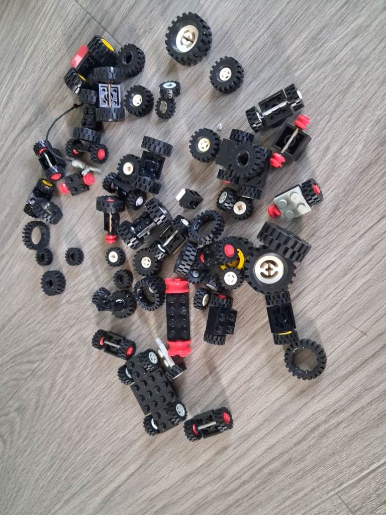 Job Lot Lego Technic Wheels and Tyres – Black and Grey