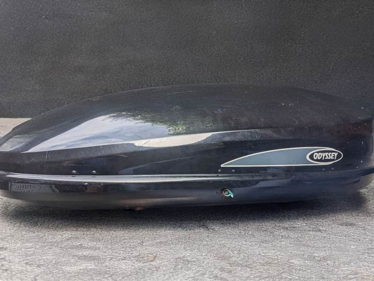 Karrite Odyssey by Thule  360 Roof Box With Key & Mounting Brackets.