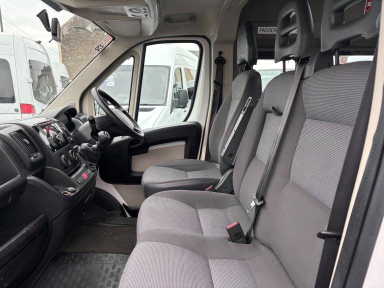 2013 Peugeot Boxer  2.2 HDi 440 Window Van 4dr Diesel Manual FWD L4 H2 (130 bhp) Minibus Diesel M...