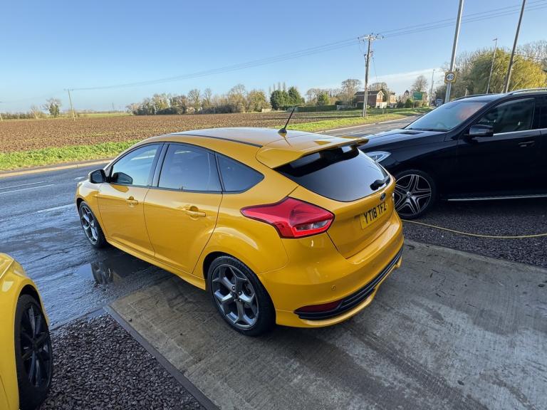 FORD FOCUS 2.0 TDCi ST-3 Yellow Auto Diesel 2018