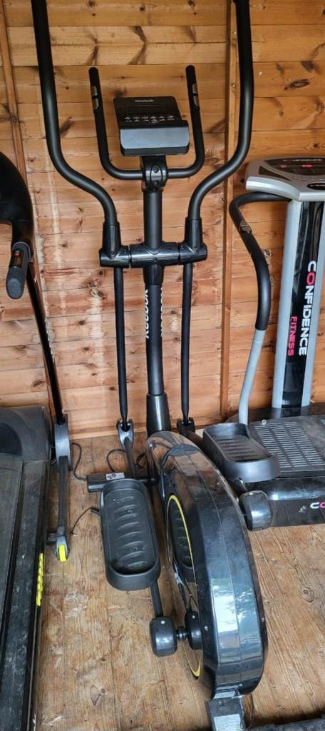 Reebok cross trainer 