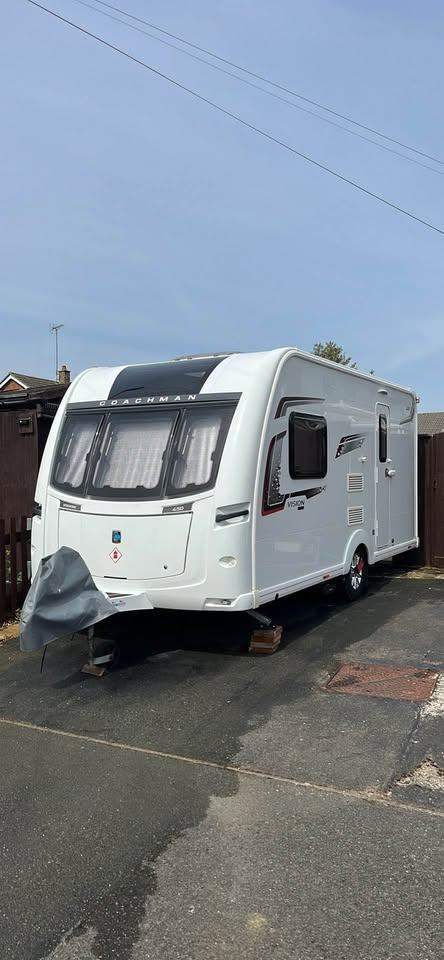 2017 COACHMAN vision 450 plus
