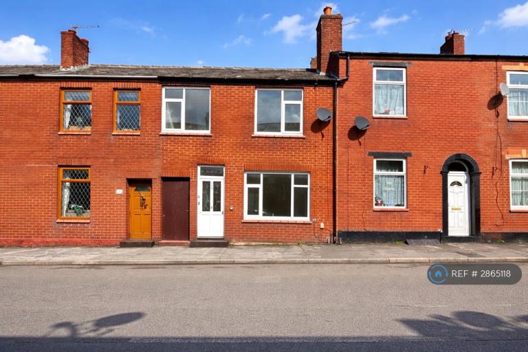 3 bedroom house in Brooke St, Chorley, PR6 (3 bed) (#2865118)
