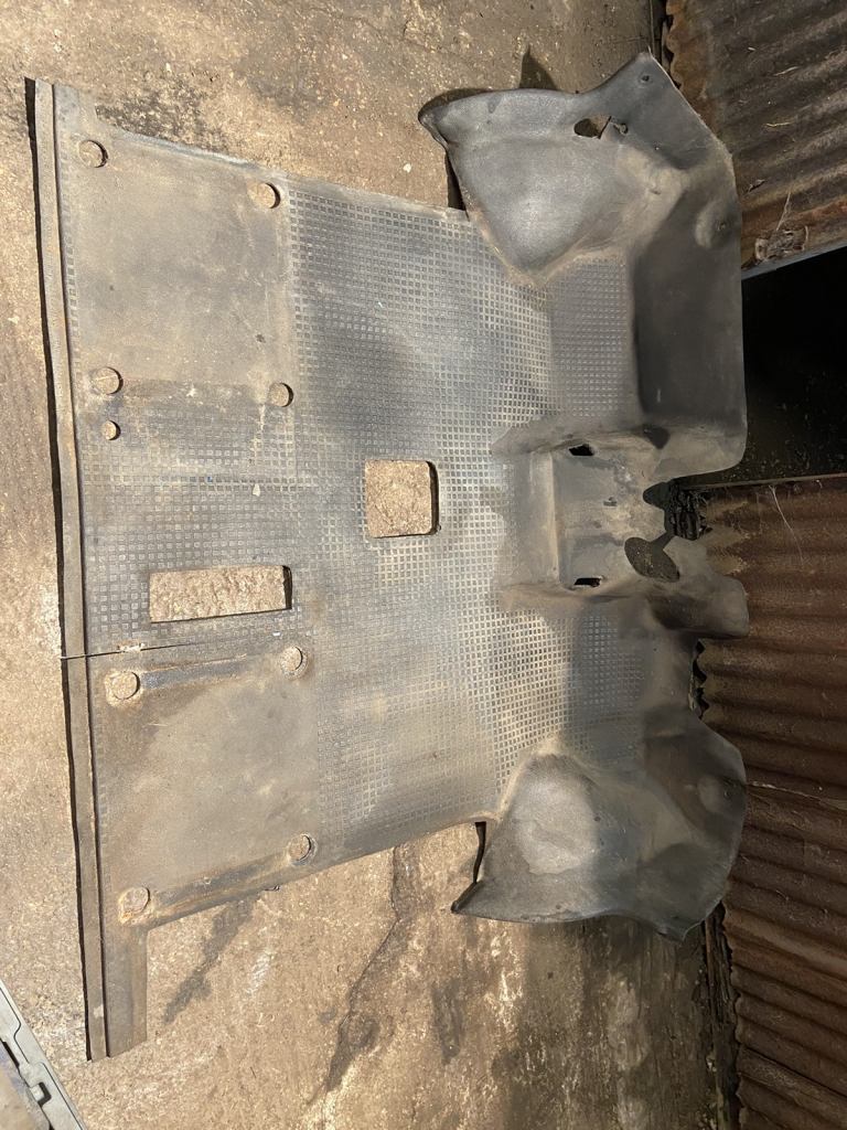 Vw Volkswagen t4 genuine floor mat no holes 