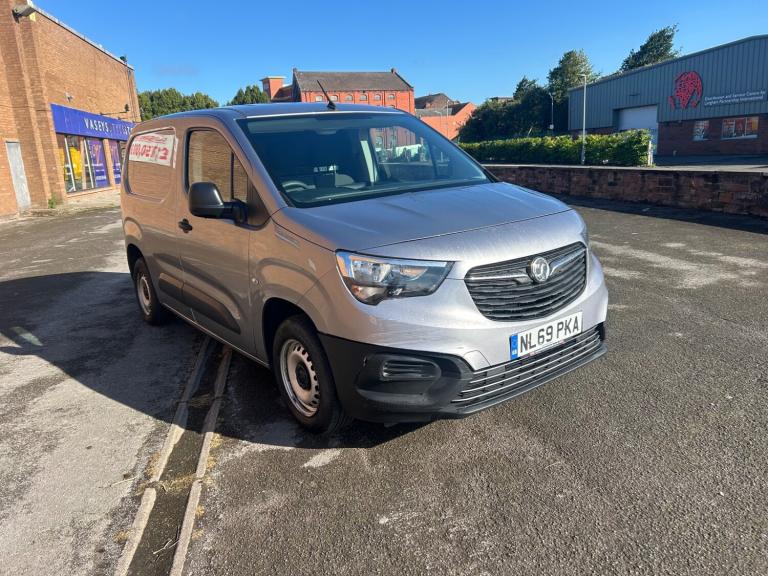 2019 Vauxhall Combo 2000 1.6 Turbo D 100ps H1 Edition Van PANEL VAN Diesel Manual