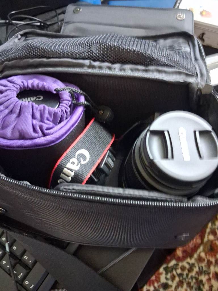 Canon 4000d camera