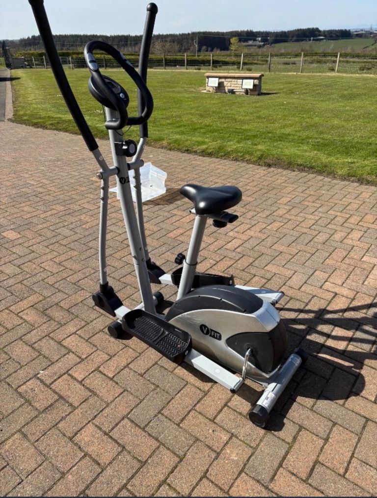 Cross Trainer