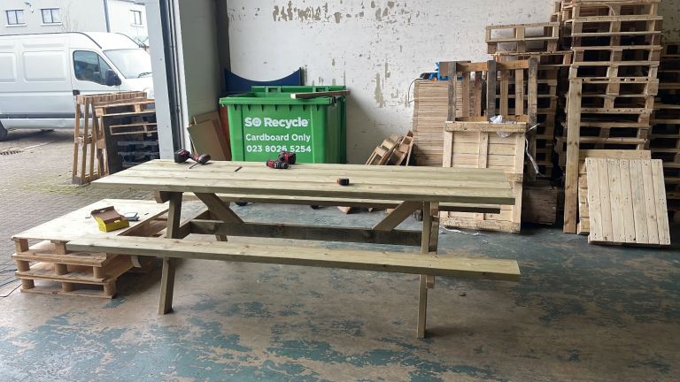 Picnic table