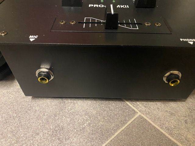 TURNTABLES/MIXER PACKAGE -RELOOP USB DIRECT DRIVE DJ TURNTABLES x2/ CITRONIC MIXER - £550