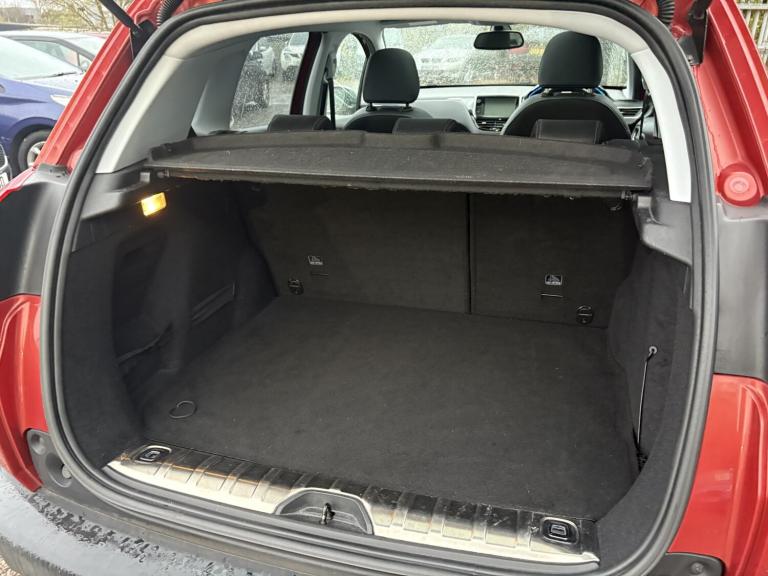 PEUGEOT 2008 1.2 PureTech Allure 2015