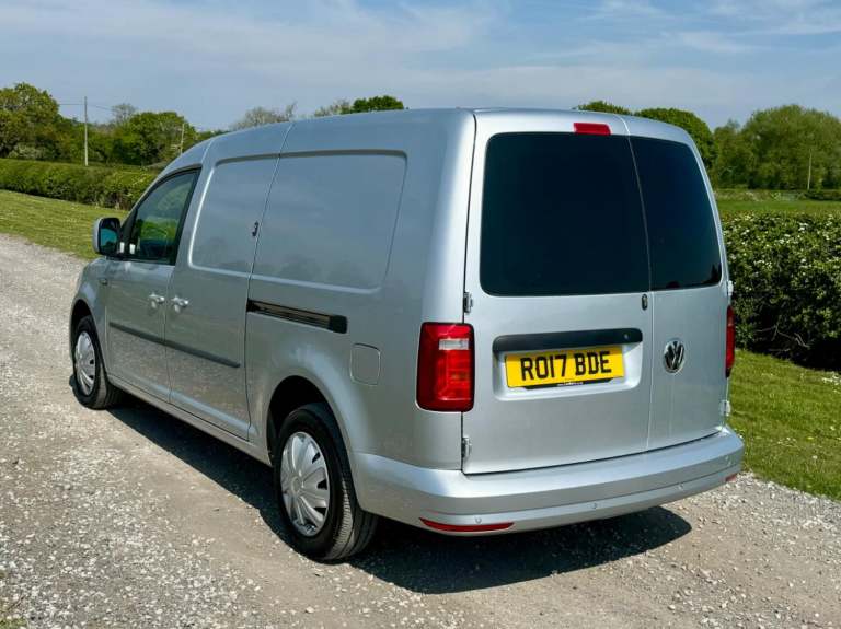 VOLKSWAGEN CADDY MAXI 1.6 TDI C20 CR Trendline MAXI DSG AUTO 2017