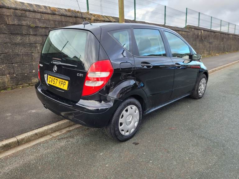 Mercedes Benz A180 cheap reliable car 