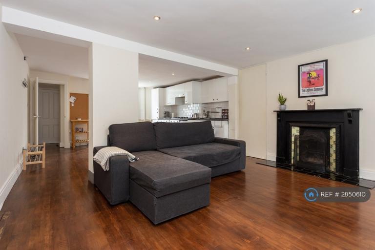 1 bedroom flat in Turret Grove, London, SW4 (1 bed) (#2850610)