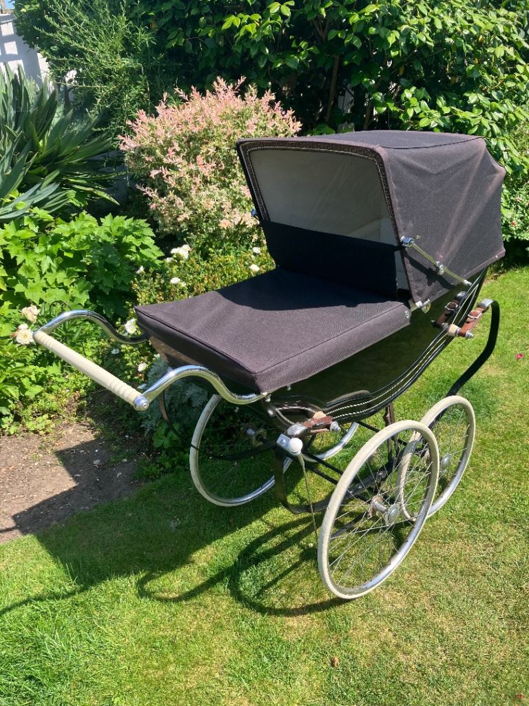 MARMET VINTAGE COACH-BUILT 1950s PRAM 