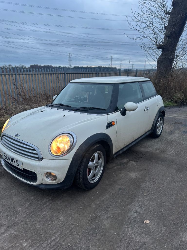 Mini 1.6 diesel £20 tax failed mot 