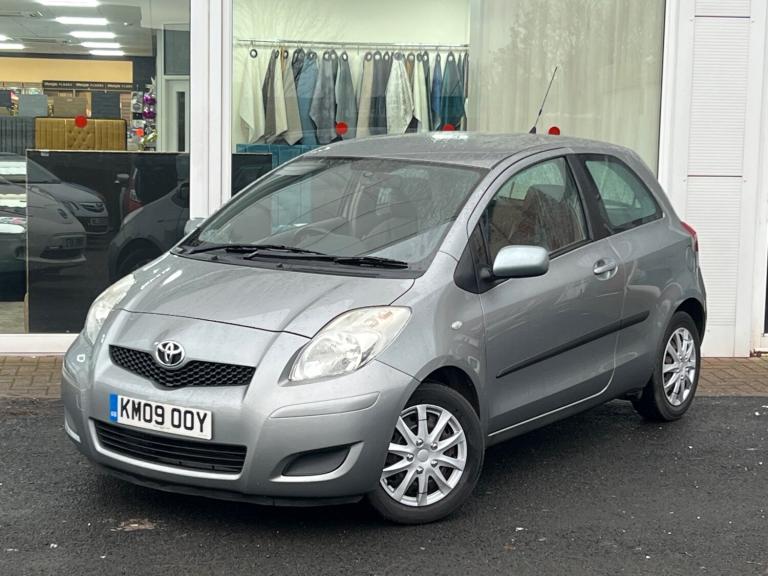 2009 Toyota Yaris 1.33 VVT-i TR 3dr [6] HATCHBACK Petrol Manual