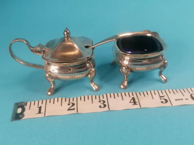 Modern Antique, Vintage English E. P. N. S  2x small miniature salt and pepper set. As seen.