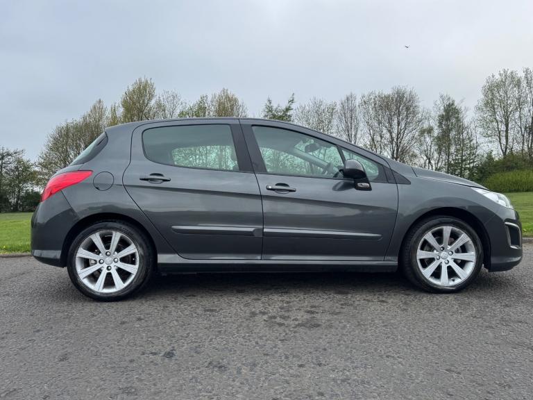 2013 Peugeot 308 1.6 e-HDi 112 Active 5dr HATCHBACK Diesel Manual