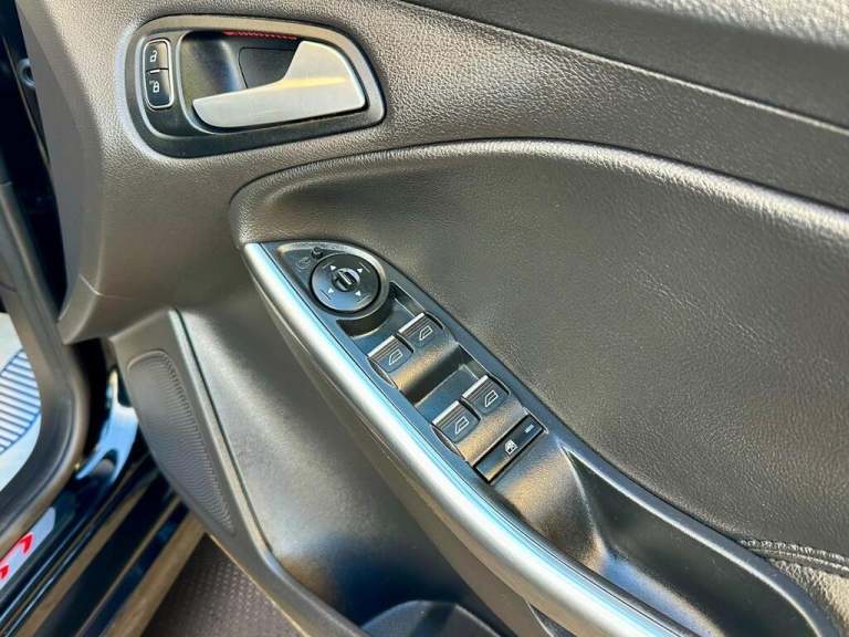 2016 Ford Focus 2.0 TDCi 185 ST-3 5dr HATCHBACK DIESEL Manual