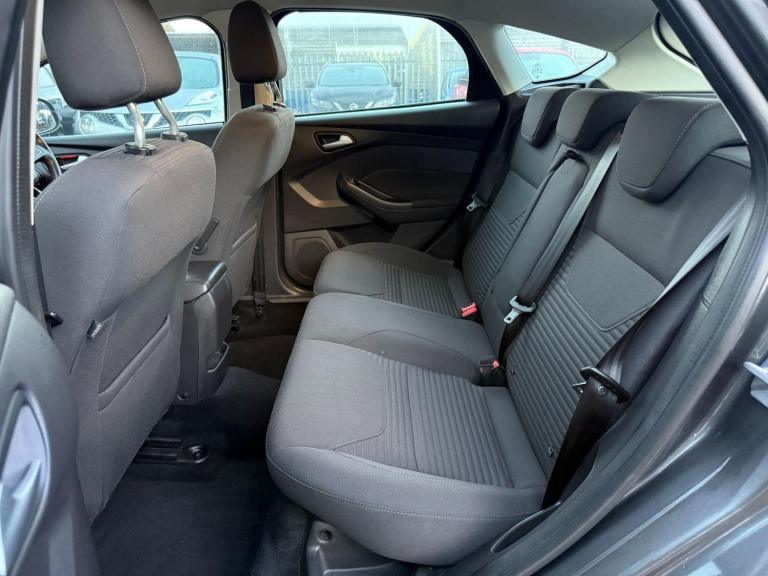 2015 Ford Focus 1.0T EcoBoost Titanium Euro 6 (s/s) 5dr HATCHBACK Petrol Manual