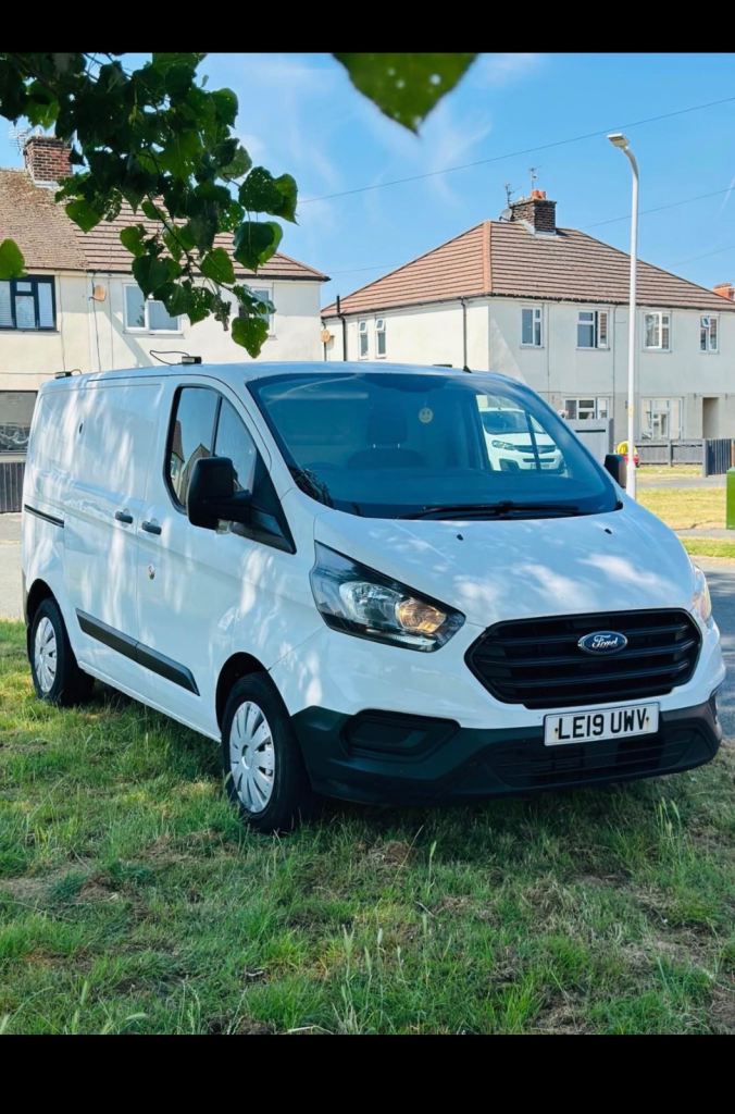 FORD CUSTOM, Panel Van, 2019, Manual, 1996 (cc)
