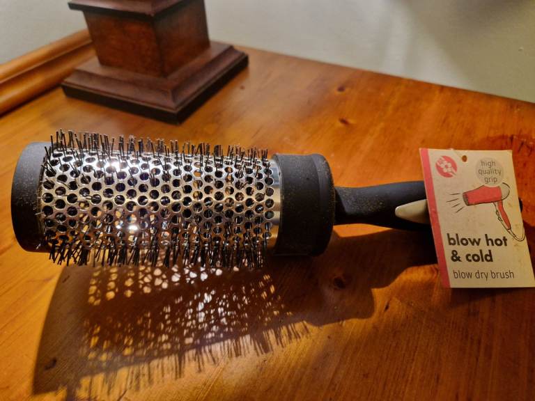 New  Brush Hair Styler
