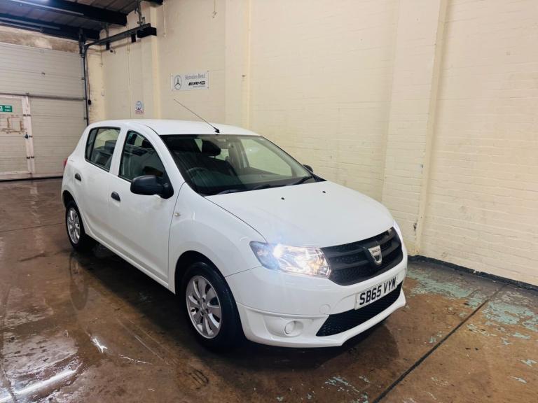 2015 Dacia Sandero 1.2 16V 75 Ambiance 5dr HATCHBACK Petrol Manual