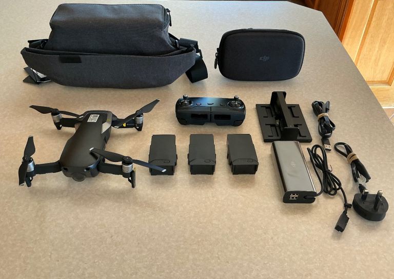 DJI Mavic Air Fly More Combo – Complete Kit – £110 ONO