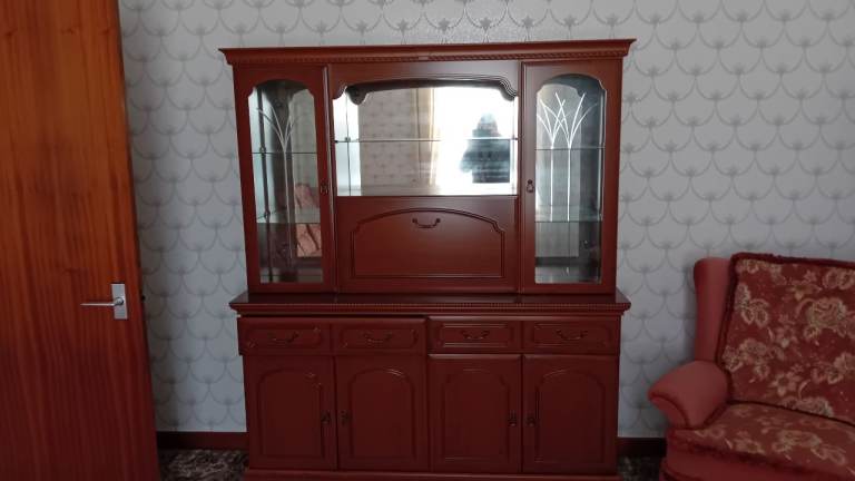 Wooden Display china Cabinet & Sideboard – excellent Condition
