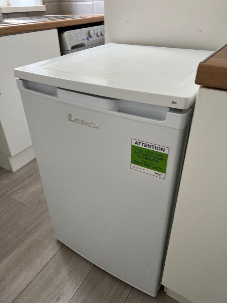 LEC under counter Fridge undercounter