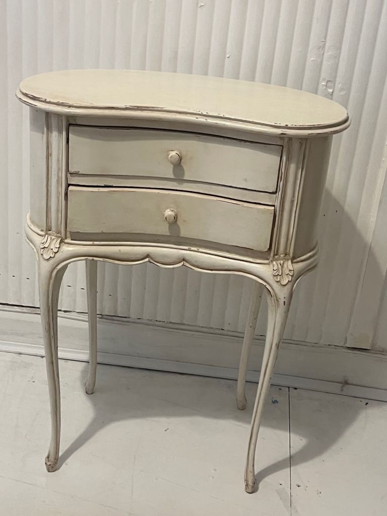 Charming side tables 
