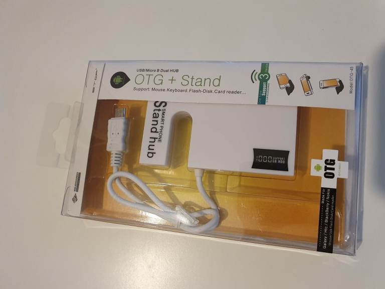 OTG + Stand USB / Micro B Dual Hub for use with phone or tablet