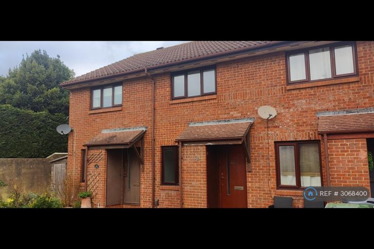2 bedroom house in Fathoms Reach, Hayling Island, PO11 (2 bed) (#3068400)