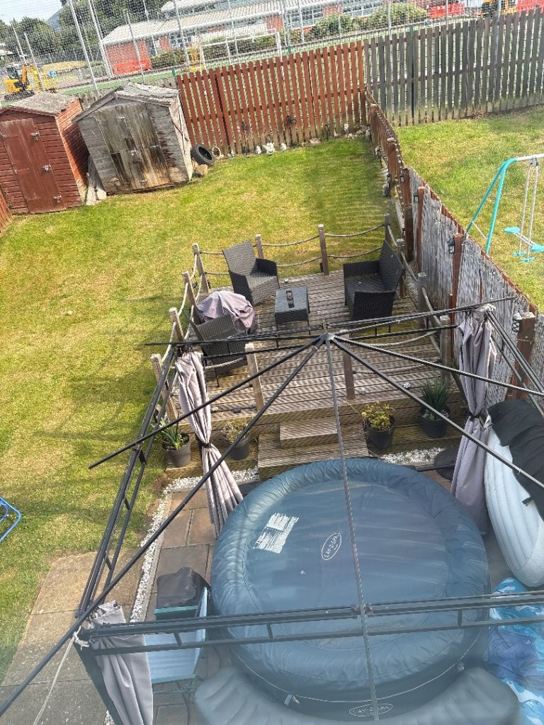 Garden ratten sofa or corner sofa wanted. 